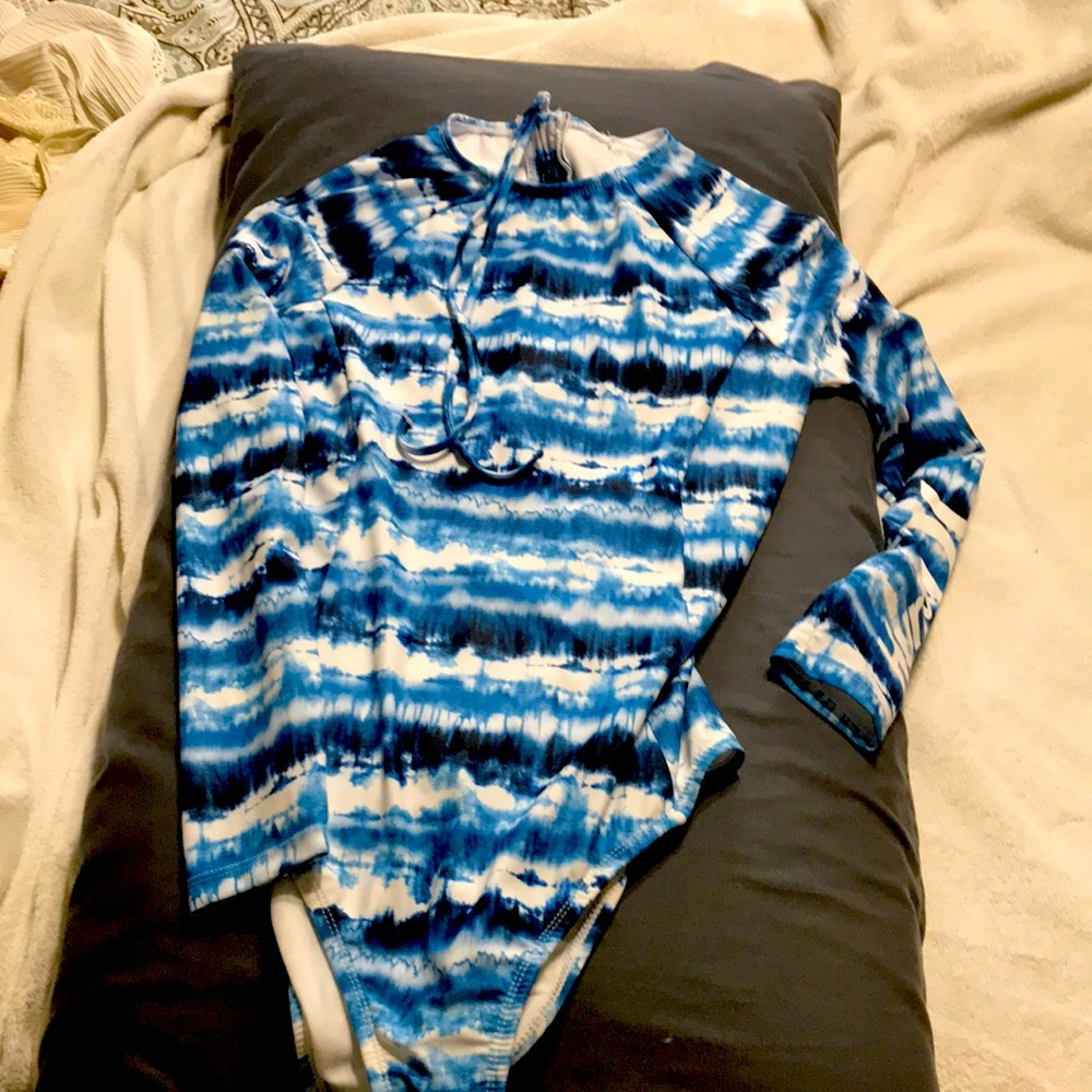 Hurley non used bathing suit
